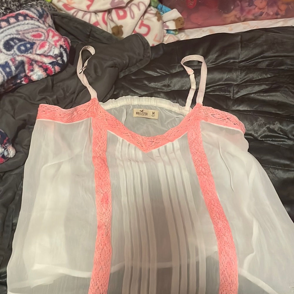 Hollister tank